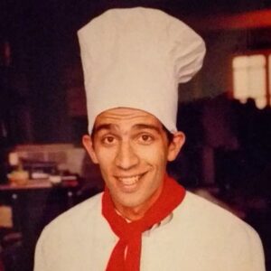 Şevket Çoruh Instagram - Old Master Chef hıhıhıhıhıııı @burcin.kimmet teşekkürler arkadaşım #tbt