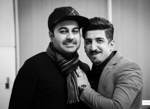 Seyed Ahmadreza Mousavi Instagram - بعضی وقت ها یه نگاه 
از بین هزار تا نگاه 
میتونه تک تکِ سلول های بدنت رو بلرزونه... اونم نگاه خداوند بزرگ یادتون نره هر چی خدا بخواهد میشود
در کنار بهنام صفویی گل
توکل بر خدا. .. Programmanagement