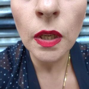 Şeyla Halis Instagram - 🎶 Yeni klip geldi. Haydi herkesi YouTube başına bekliyorum. Beğen ,paylaş,abone ol,elden ele gezdir. Link bio'da! 🥳
.
.
Söz &Müzik: Şeyla Halis
Yönetmen Bekir Çiçekdemir
Kurgu: Şeyla Halis
Aranjör: Kutal Gürkan
Trompet: Vecihi Akın
Mix&Mastering: Buğra Kunt

.
.
.
#şeylahalis #cebimdekalanlar #albüm #music #videoclip #biçareyim #youtube #fizzy #spotify
