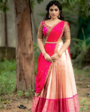 Shabana Shahjahan Instagram - 🌸💖