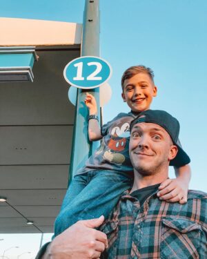 Shae Bennett Instagram - Happy Valentine’s Day but above all happy birthday “papa jejio” haha but I’m so glad for everything you’ve ever done for/with me. I’m glad you taught me all the man skills I ever need!! I love you!