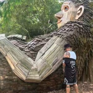 Shaggy 2 Dope Instagram - Last stop on the vaca adventure home. The forest with big wooden trolls in Kentucky