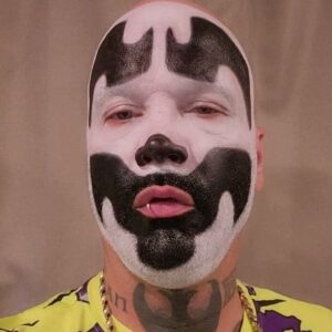 Shaggy 2 Dope Instagram - SHAGGY SHOW GOING LIVE ON TWITCH IN MEAR MINUTES!!!