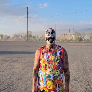 Shaggy 2 Dope Instagram - Chillin in the desert!!!