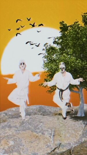 Shaggy 2 Dope Instagram - Mama always said life is like an ear infection but if I could somehow find my balance than I would always be left standing. She also encouraged me to drink milk when I had a stomach ache before we realized I was lactose intolerant.