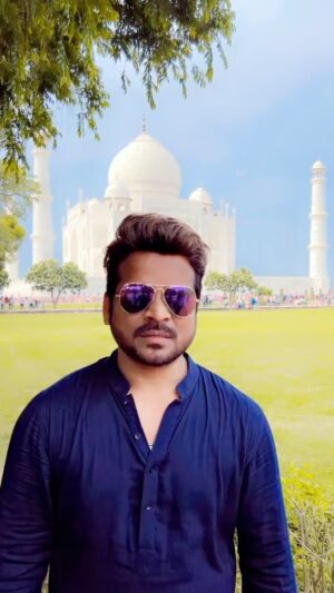 Shahid Mallya Instagram - Have been in front of so many monuments to date, but the feel of witnessing the Taj is unmatchable.
Feeling the beauty and love around.
I lost my heart to this beautiful place.
.
.
.
#waahtaaj #tajmahal #agra #cityoflove #wonderoftheworld #loveisimmortal