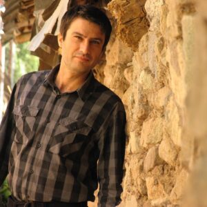 Shahram Haghighatdoust Instagram - خداحافظ بچه...