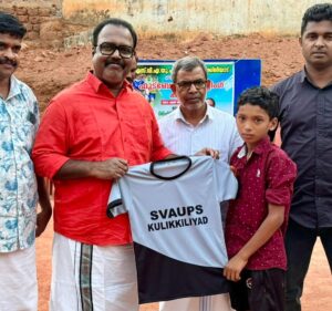 Shaiju Damodaran Instagram - പാലക്കാട് ജില്ലയിലെ കരിമ്പുഴ കുലിക്കിലിയാട് സരസ്വതി വിലാസം എയുപി എസിലെ ഫുട്ബോൾ പരിശീലനക്യാമ്പിൻറെ ഉദ്ഘാടന ചടങ്ങിൽ നിന്ന്. ⚽️😍 #letsfootball