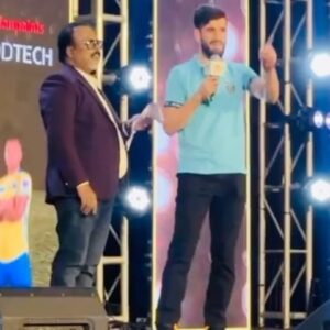 Shaiju Damodaran Instagram - അടിച്ചു മോനേ...അടിച്ചു 🤣 Let’s do some spelling dribble live game with @danishbhat09 dear Danish bro 😍  #keralablasters #asianpaints #meetngreet #anchor #letsfootball @asianpaints