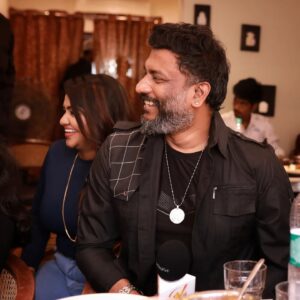 Shalu Shammu Instagram - Few Candid clicks with Shalu Shammu.....
 Thank you @actorrizubhai_official bhai for creating beautiful memories

 PC @smartdecors_photography
Location @pallavas.chennai

#alfy #lifecoach #tamil #alfredjose #meaningoflife #love #humanitygangster #alfy_videos #dralfredjose