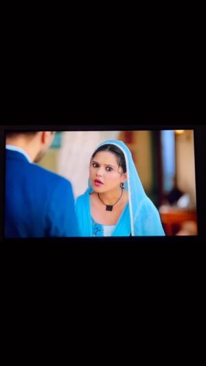 Shalu Shreya Instagram - रुई वाली तरकीब कि वजह से Accident🤪

@karanvirsharma 

#rabbsehaidua 
#zeetv #zee5 
#muslimdrama
#indiandrama
#indianserial
#indiandramaserial 
#mumtaz 
#mummo #mummu 
#haidar #bhaijaan
#dua #baaji
#funnyscene 
#shalushreya 
#karanvirsharma