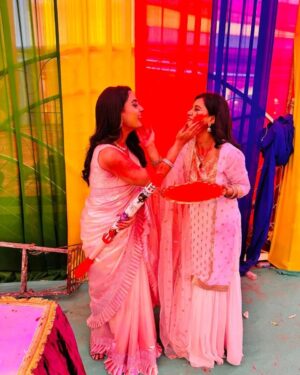 Shalu Shreya Instagram - Throwback Holi pictures 🌈💜💙💚💛🧡❤️💗🔫