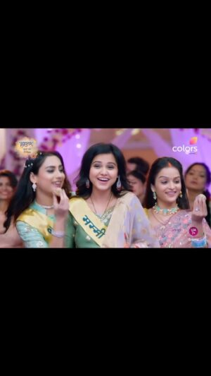 Shalu Shreya Instagram - Happiness in Suhaagan Family🤰🏻💖

Zindagi ke iss khushal lamhe mein, kya Payal ka yeh naya roop laayega Bindiya ke liye nayi museebat?

Dekhiye #Suhaagan, har roz shaam 6:30 baje sirf @colorstv aur @officialjiocinema par.

#suhaaganserial #suhaaganpromo #happiness #pregnancyannouncement #watch #everyday #mondaytosunday #showtime #showsomelove #like #comment #share #rstf #rashmisharmatelefilms
