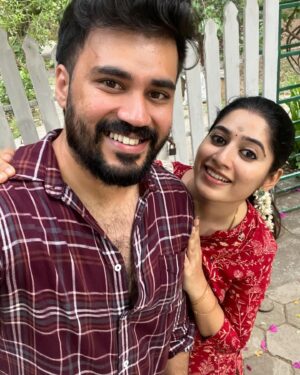 Shambhavy gurumoorthy Instagram - Weekend has my ❤️😉

#samandprasi #instagood #instagram #instadaily #travel #trending #trendingnow #weekend #love #loveyourself #happiness #happyplace #shambhavy✨ #sunset #beachlife #sunday #sundaying
