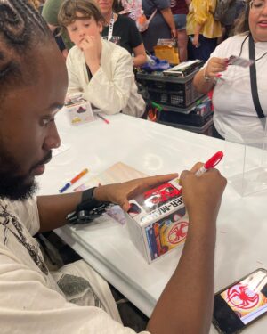 Shameik Moore Instagram - Dallas!!!! Y’all came out and showed LOVE! The response to the movie is the best part of the whole experience!!! Next ComiCon is Galaxycon in Raleigh NC on July 29 and 30th! See you there! #SpidermanAcrossTheSpiderVerse