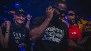 Shamier Anderson Instagram - Hood Kids Love House Music LIVE DJ SET OUT NOW‼️😈 

A little sneak peak to my VELD & Electric Jungle sets this summer 👀

THE HEATERS 🔥
1.  Dreams & Nightmares (Shamier Anderson EDIT)
2. Carnival (Shamier Anderson EDIT)
3. Numb / Encore (Jumo Remix)
4. Many Men (Shamier Anderson EDIT)
4. Swedish House Mafia One Amapiano (HXRIS EDIT)
5. Raris and Rovers (Hitty & DJammin)

FULL VIDEO 🔗 IN BIO 
TICKETS TO MY SHOW 🔗 IN BIO