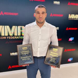 Shamil Abdulaev Instagram - Подведение итогов 2022 года!) 

Как говорил один мой друг: “молча творите красивые дела” 

@universalfighters.fc 
@uf_moscow 
@nur_anukskii 

#best_team