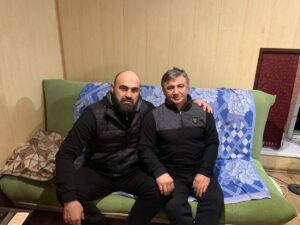 Shamil Abdurakhimov Instagram - С Олимпийским чемпионом (1980). Абушевым  Магомед-Гасаном Мингажутдиновичом,  Награжден орденом «Знак Почета». Человек с большим сердцем.