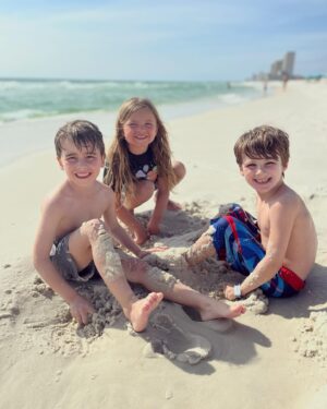 Shandi Finnessey Instagram - A little peek into a very special time together with incredible friends for spring break. We are so blessed to have made such deep friendships here in Tennessee! We spent a week with 2 other wonderful families in Florida and couldn’t have had a more magical time! Our kids played and bonded in ways we never expected, and for the first time since having kids, we returned from a vacation feeling relaxed and restored. 🙌🏻 (All you parents out there know what I’m talk about… when you feel like you need a vacation from your vacation!)