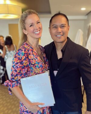 Shandi Finnessey Instagram - Who knew when I said “yes” to judging #MissTXUSA that I would have one of the most enjoyable weekends I’ve had in a long time! Will, the director (and a friend), selected an incredible panel of judges who not only collaborated to find the best contender for the Miss USA title, but people who would truly enjoy being around each other for the process. I mean… what judges panel plans reunion trips!? 😜

Texas doesn’t play when it comes to pageants. These girls BROUGHT IT! From their hair/makeup, swimsuit bodies and gowns that deserve spots on the Miss Universe stage, Texas is a powerhouse! It was so thrilling meeting each of the young ladies vying for the title and I feel very confident in our choice, @misstxusa! 

And the weekend wasn’t all work. Across the street from our hotel was a restaurant serving my indulgent favorites…. Raw oysters and caviar! So yes, I treated myself to that… and a nap afterward. And it was glorious. 🙌🏻

Bye, for now, Houston! 👋 Headed back to my favorite boys… ✈️

#misstxusa #missusa #texas