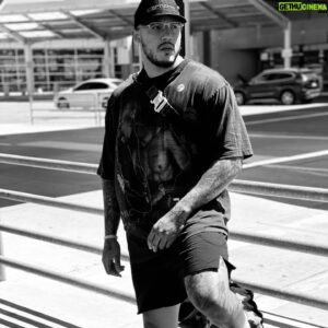 Shane Ray Instagram - 