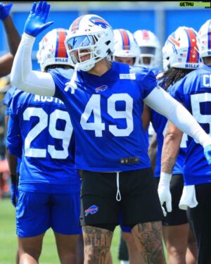 Shane Ray Instagram - Great energy is contagious!!!
