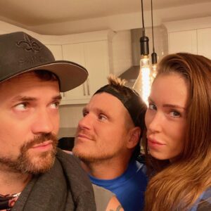 Shane West Instagram - Well....
It was a helluva ride. Crazy hours. Crazy cold. Covid restrictions. Absolutely bananas!! 🍌 
But I couldn’t have done it without these wonderful specimens....well worth it 😎🙌🖤

(Oh and happy bday @tahirah_sharif  great job on the slide 😜)

And thank you @mullz_00 @meldance00 for the wonderful post shoot London holiday! 🙌

#etf #escapethefield