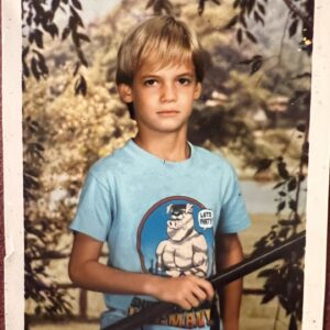 Shane West Instagram - So, it’s my birthday today…. 👴🏼 walkin’ but still walkin’ steady, I’d say….

My heart is full….fuller than it’s been in a long long time. So much that it hurts. In a fantastic way. 

I love each and every one of you, thank you. 

….and if anyone can find me this shirt, I’d appreciate it. Preferably in this size 😎

#HogmandoforLife #cheers #birthday #fbf