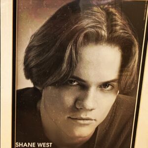 Shane West Instagram - #tbt / #fbf ....looks like Mama framed my “Boy Meets World” headshot/haircut 😑😂
#baby #shanye