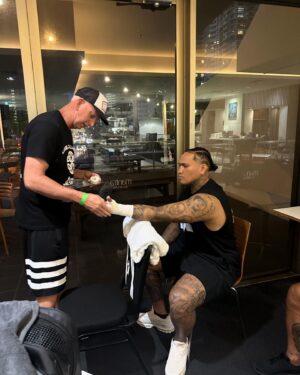 Shannon O'Connell Instagram - When I first started coaching again I was adamant I didn’t want to train fighters.
Then this bloke comes along… I decided to do a bit with him and just take it as it comes. His dedication and work ethic made it impossible to turn away. 
He was 150kg which was 40kg up from where he wanted to be. I had him doing running programs and he pushed through bruising and pain in his feet from trying to run with all the extra weight but he never stopped, not once unless I made him. Not once did he ever shy away from hard sparring no matter the experience level they had over him. He did the rounds and grew from every session. 
Tonight he climbed back in the ring 30kg down (see the difference in his photos) and after 6 years out of the game and won with a first round TKO. 
VERY FKN PROUD COACH !!! And what a support crew he had there too 🙌🏽
Big thank you to @jamiemyerproductions for putting him on ! #clerkeazykatoa #proudcoach #heavyweightboxing #shotgunboxing