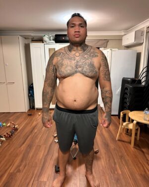 Shannon O'Connell Instagram - When I first started coaching again I was adamant I didn’t want to train fighters.
Then this bloke comes along… I decided to do a bit with him and just take it as it comes. His dedication and work ethic made it impossible to turn away. 
He was 150kg which was 40kg up from where he wanted to be. I had him doing running programs and he pushed through bruising and pain in his feet from trying to run with all the extra weight but he never stopped, not once unless I made him. Not once did he ever shy away from hard sparring no matter the experience level they had over him. He did the rounds and grew from every session. 
Tonight he climbed back in the ring 30kg down (see the difference in his photos) and after 6 years out of the game and won with a first round TKO. 
VERY FKN PROUD COACH !!! And what a support crew he had there too 🙌🏽
Big thank you to @jamiemyerproductions for putting him on ! #clerkeazykatoa #proudcoach #heavyweightboxing #shotgunboxing