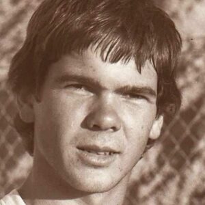 Shannon O'Connell Instagram - Today we should be celebrating your 65th birthday but instead you’ll be 25 forever 💔
#dad #myhero #myangel