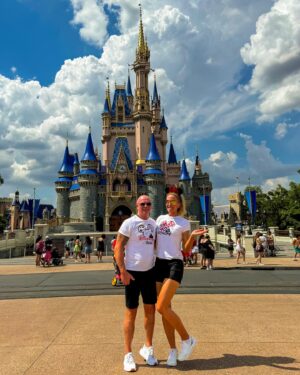 Shannon Stewart Instagram - Season 40 Episode 1… I’ve had the most MAGICAL day with the love of my life!!! This has been the best birthday I have ever had. Thank you all from the bottom of my heart for all of the birthday wishes!!! You blessed me more than you will ever know. 🏰 ☺️❤️

#birthdaygirl #magickingdom #americasnexttopmodel #raleighinfluencers #cheersto40years #dreamsdocometrue