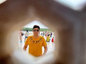 Shantanu Bhamare Instagram - Visit To Symbol Of Love ❤️ Taj Mahal 💯🤘💕💕💕

Photos By : Professional Photographer at Taj Mahal, Agra - Sohel Shaikh Masoodi : @sohelshaikhmasoodi 

Enjoyed Stay at @luckyguesthouseagra , thanks for the good hospitality! 💯👍❤️