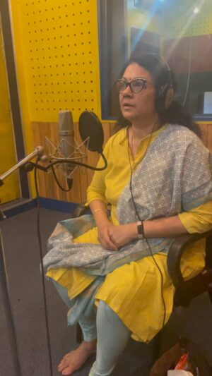 Shanthi Krishna Instagram - Dubbing completed for ‘PAALUM PAZHAVUM ’ movie👏👍🥰