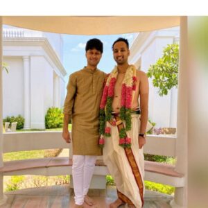 Shanthi Krishna Instagram - The new wedding norm fashion, virtual best wishes and blessings, YouTube live streaming and zoom were all part of my nephews wedding yesterday....,
1. Pandemic time wedding fashion norm - my daughter and myself 😀
2. How it was in 2019 B.C(before corona)🤨😬
3. My charming nephew Prashant getting ready to start his Grihasthashrama journey 🥳
4. The pretty bride Sneha with her older sis n daughter 😍
5. The wedding rituals being performed by my brother n sis in law 👏🥰
6. A candid selfie moment with my lovely daughter and niece in laws 😘😘
7. My handsome nephews Siddharth n Prashant 😍
8. The virtual blessings from my father and mother 👍🙏🥰
9. A best wishes song dedication to the newly weds virtually from New York by my charming son.,
10. Finally the beautiful couple... God bless them with lots of happiness and love.., Please shower your best wishes and blessings too on them. Thank you 🙏😍😍