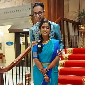 Shanthi Krishna Instagram - The new wedding norm fashion, virtual best wishes and blessings, YouTube live streaming and zoom were all part of my nephews wedding yesterday....,
1. Pandemic time wedding fashion norm - my daughter and myself 😀
2. How it was in 2019 B.C(before corona)🤨😬
3. My charming nephew Prashant getting ready to start his Grihasthashrama journey 🥳
4. The pretty bride Sneha with her older sis n daughter 😍
5. The wedding rituals being performed by my brother n sis in law 👏🥰
6. A candid selfie moment with my lovely daughter and niece in laws 😘😘
7. My handsome nephews Siddharth n Prashant 😍
8. The virtual blessings from my father and mother 👍🙏🥰
9. A best wishes song dedication to the newly weds virtually from New York by my charming son.,
10. Finally the beautiful couple... God bless them with lots of happiness and love.., Please shower your best wishes and blessings too on them. Thank you 🙏😍😍