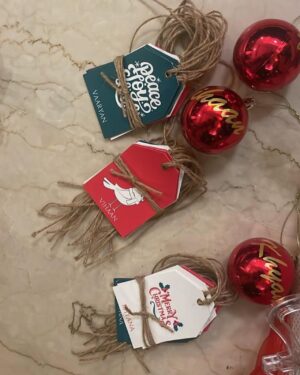 Sharman Joshi Instagram - Its the Best time of the Year

Merry Christmas 

#christmaseve #merrychristmas #happyholidays #december #happiness #joy