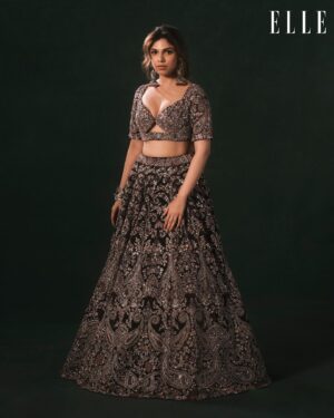 Sharmin Segal Instagram - #ELLEDigitalCoverStars: Sharmin Segal (@sharminsegal) believes that if not for Bhansali, getting this repertoire of actors for ‘Heeramandi: The Diamond Bazaar’ would have been impossible. “When you know Sanjay sir is backing you, and that’s the kind of storytelling I think most people would be willing to put themselves out in that world.” Click on the 🔗 in the bio to know more about her character.
_________________________
On @sharminsegal: Full look by @shyamalbhumika. Earrings and bangles, both by @abhilasha_pret_jewelry.
_________________________
ELLE India Editor: @aineenizamiahmedi
Photographer: @behalsahil
Jr.Fashion Editor: @shaeroy (styling)
Words: @geetikasachdev
Asst. Art Director: @mount.juno__
Bookings Coordinator: @anushkapatil21
Brand Coordinator : @rheasanil_
Makeup: @dipak_nayak1.0
Hair: @hairstylist_madhav2.0
Assisted by: @jaineeebheda, @komal_shetty_ , @sanaayagajaria (styling); @jasleen.narang (bookings)
Production: @cutlooseproductions
Artist’s Management: @collectiveartistsnetwork
_________________________
#ELLEIndia #CoverStars #ELLE #Heeramandi #SharminSehgal