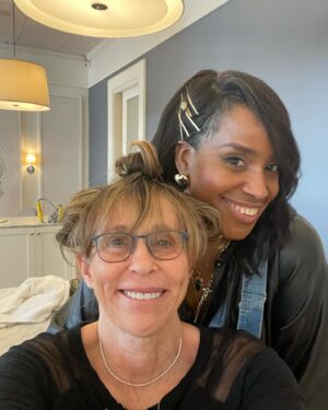 Sharon Bialy Instagram - Getting ready to head to @sagawards - it takes a village - kudos to Tishima @thedrybar on Montana Avenue in#santamonica . More to come