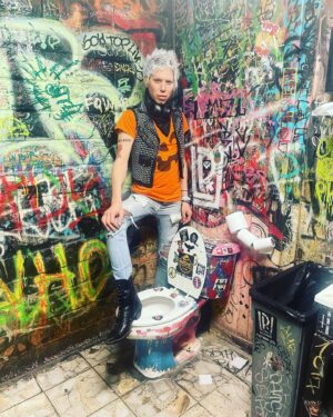 Sharon Needles Instagram - Toilet love ..
