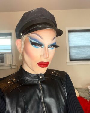 Sharon Needles Instagram - Too hot for wigs.