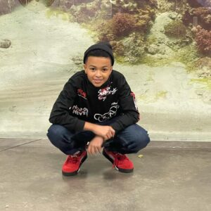 Shaun Dixon Instagram - Have faith.🤗

#explorepage #childactor #exploremore #dharmannactors #nike #jordans