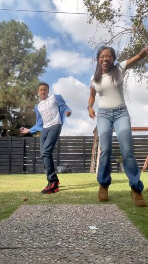 Shaun Dixon Instagram - Dancing with the queen @i_am_reinashaunte 
@kyleexum 

#shaundixon #dancing #dharmannfam #kyleexum #woodywalk
