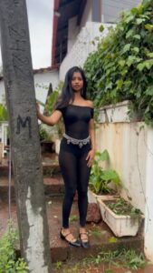 Actress Shaun Romy HD Instagram Photos and Wallpapers June 2024