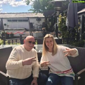 Shaun Ryder Instagram - Happy Birthday to my amazing wife Joanne today!! X 🎈❤️