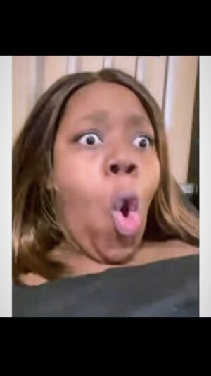 Shauna Brooks Instagram - 😹😹😹how TRADE b when it’s 1st time 😜🤪😖😕😩😅😅😅😅😹😹😹😹
