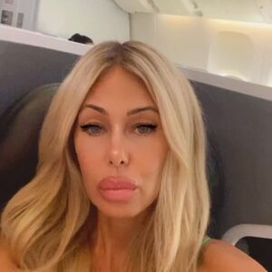 Shauna Sand Instagram - Rome your incredible history, captivating architecture, exceptional food and exquisite beauty is unforgettable beyond imagination! I am so very grateful for this opportunity to visit Roma again with my daughter Lorenza Isabella to celebrate my birthday! I lived in Rome when I was 19, while attending John Cabot University, but experiencing you again with my daughter is just divine! Grazie !!! 🇮🇹 @isabellaalamas
