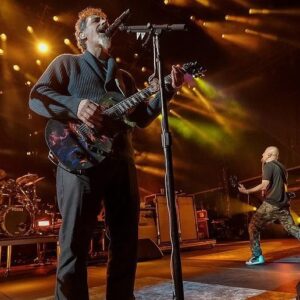 Shavo Odadjian Instagram - Soundcheck photo dump with my brothers @systemofadown. 
📸 @gregwatermann