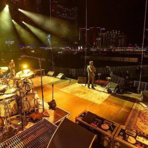 Shavo Odadjian Instagram - Soundcheck photo dump with my brothers @systemofadown. 
📸 @gregwatermann